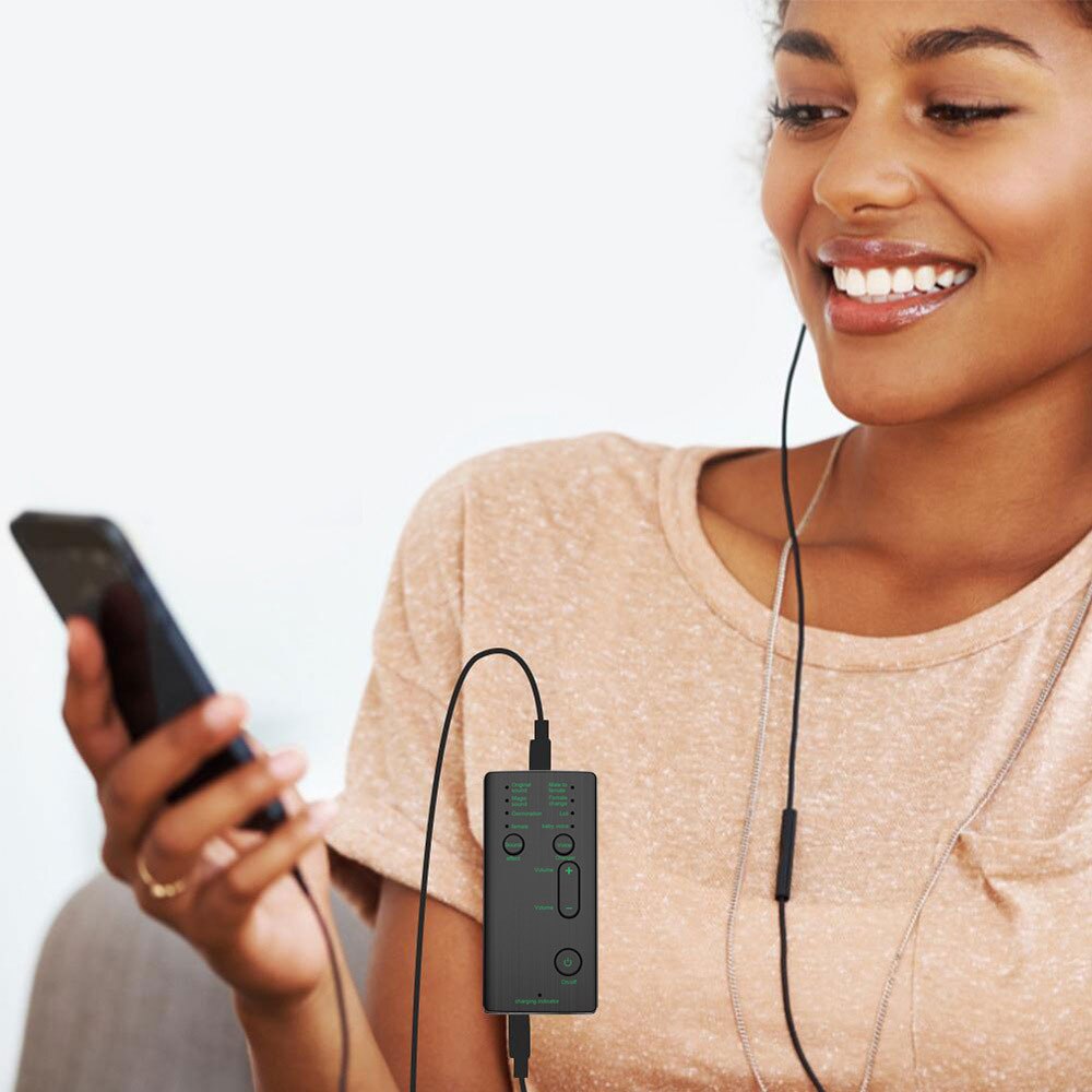 Portable Voice Changer Adapter 7 Sound Changeing Modes Headphones Portable Microphone for Mobile Phone Tablet Mic Game