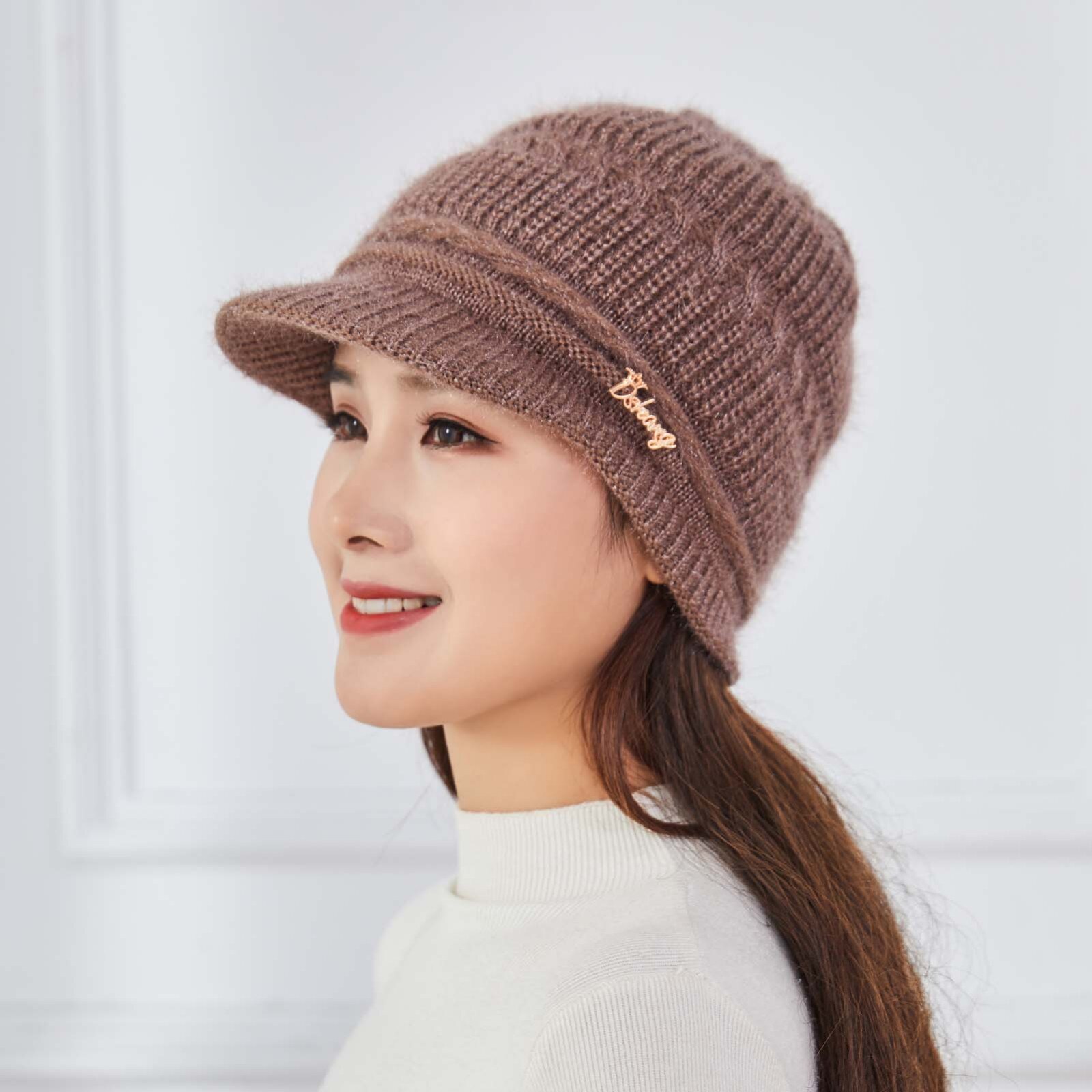 Hiver aîné femme chapeau moyen âge dame laine tricoté grand-mère casquette Gorras rayures mère chapeau écharpe cagoule Beanie