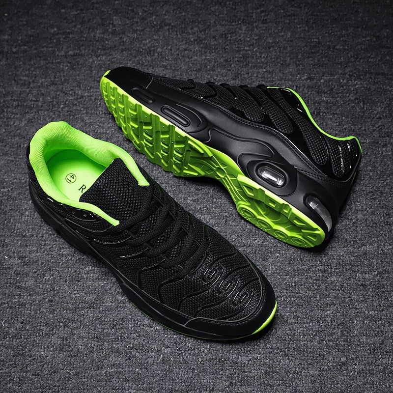 Style Fly Breathable Korean-style Students Casual Shoes Men Outdoor Sports Running Shoes Casual Sneakers Wear-Resistan