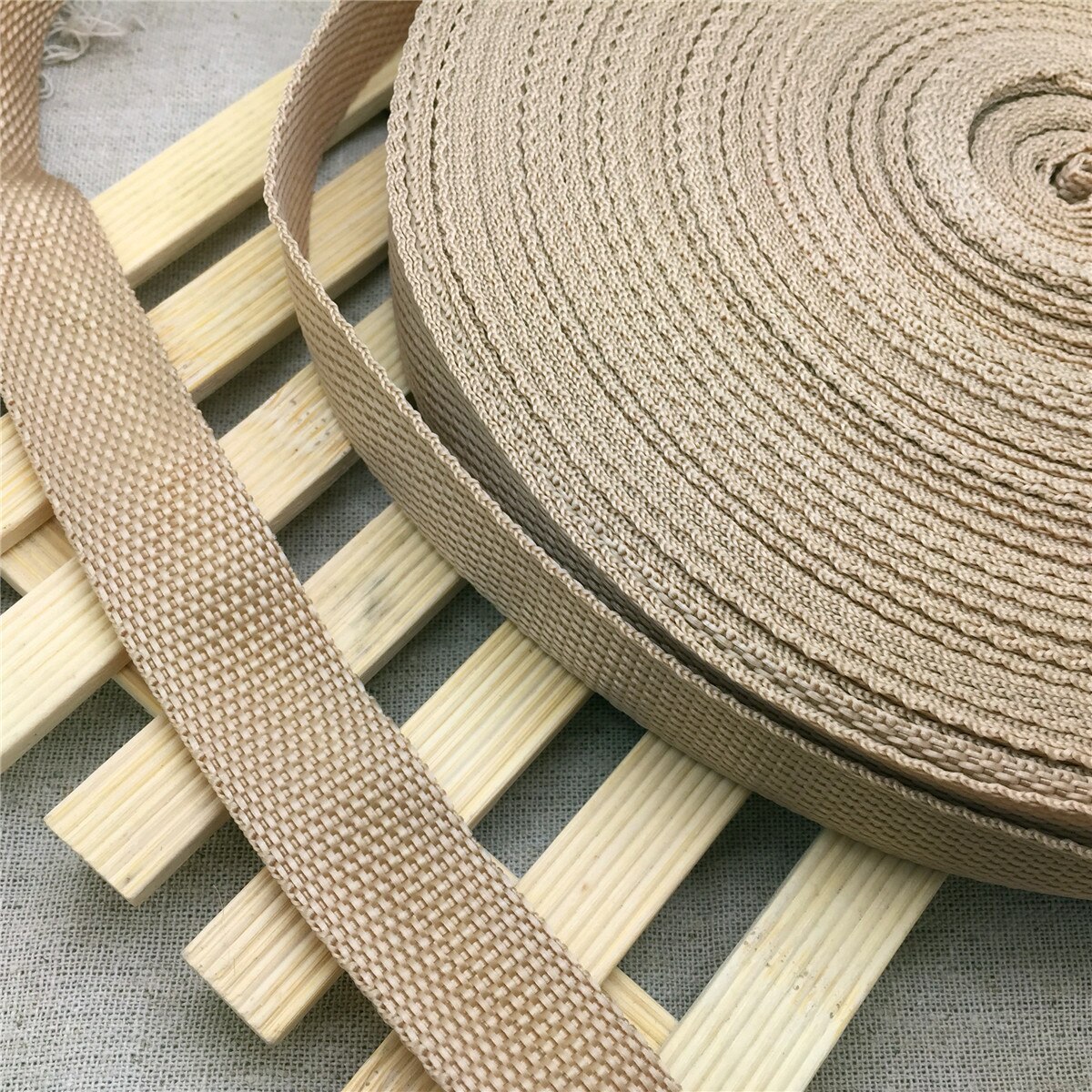 10 Yards/Roll 30mm Wide Strap Nylon Webbing knapsack Strapping Bags Crafts: Khaki