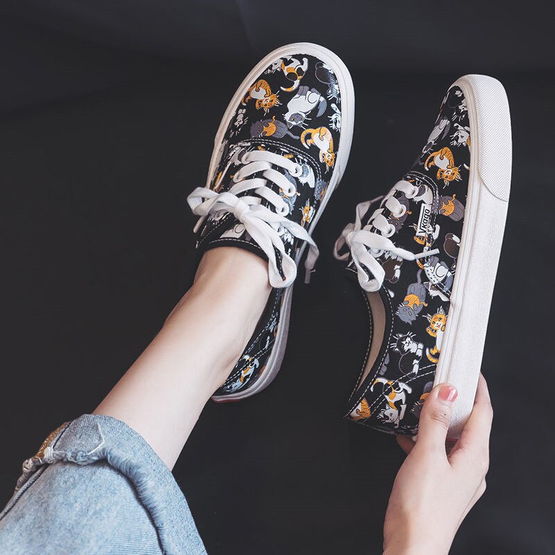 Schattig kattenpatroon dames casual espadrilles cartoon graffiti meisjes student sneakers dames zachte canvas jeugd schoenen plimsolls: Zwart / 40