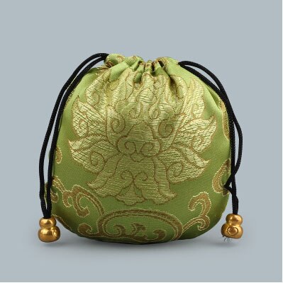20Stck 11x11cm die Seide Tasche Kordel tasche Mischfarben Halskette Armbinde Perlen Taschen Schmuck Verpackung Weihnachten/ hochzeit Tasche: hell Grün