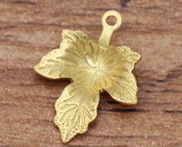 20pcs/lot 12*15mm Maple Leaf Charms For DIY Hair Jewelry Earrings Leaves Pendants Jewelry Making Accessories Parts 030: brass