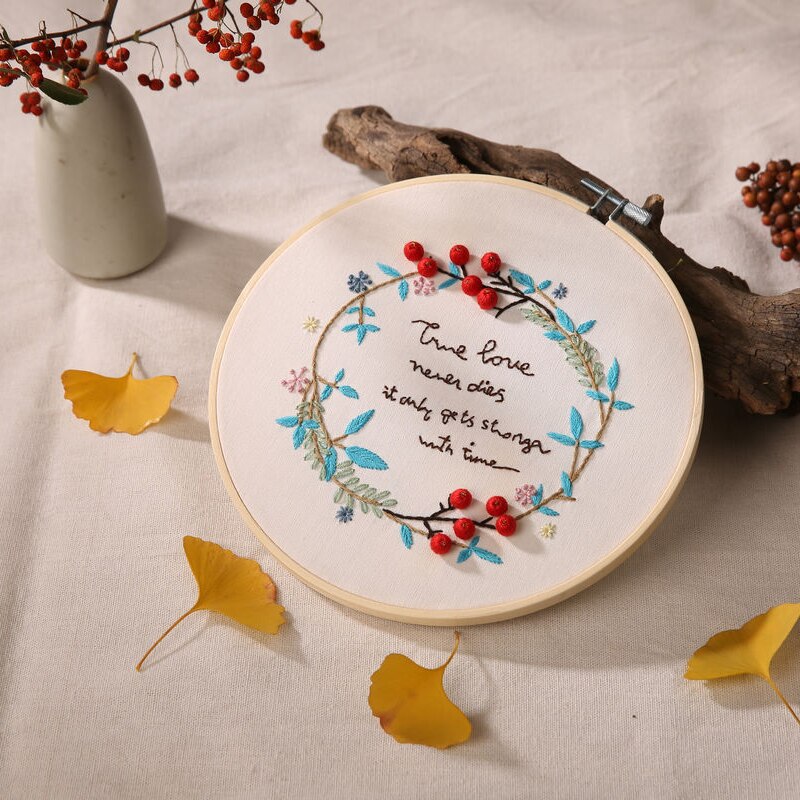 Pattern Printed DIY Embroidery Kit Needlework Cross Stitch Handmade Embroidery Sewing Art Craft Painting Home Decor: C / plastic hoop kit