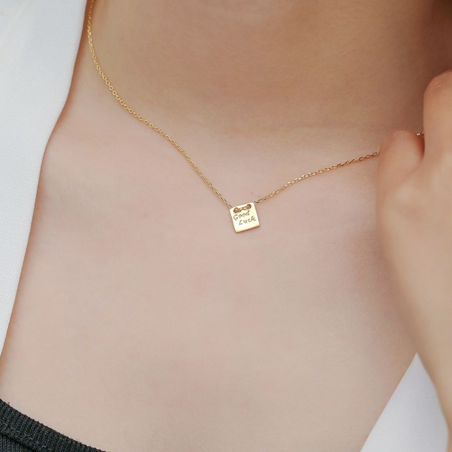 Silvology Round Square Good Luck Necklace Gold 925 Sterling Silver Geometric Texture Pendant Necklace For Women Jewelry