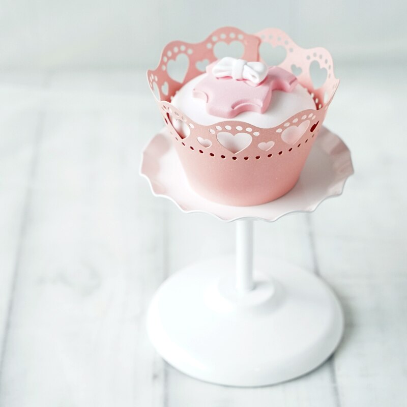 Bruiloft cupcake side 10 stks/pak hartvorm hol papier cupcake omliggende rand bakvormen cake tools wit/blauw/roze/zilver