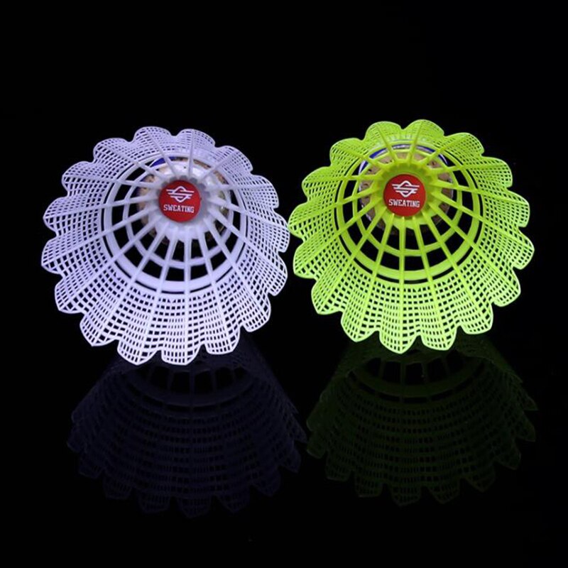 6 Teile/paket Kunststoff Federbälle Badminton Volant Nylon pendeln Badminton Vögelchen Accessoire Badminton Bälle Shuttercock Federball