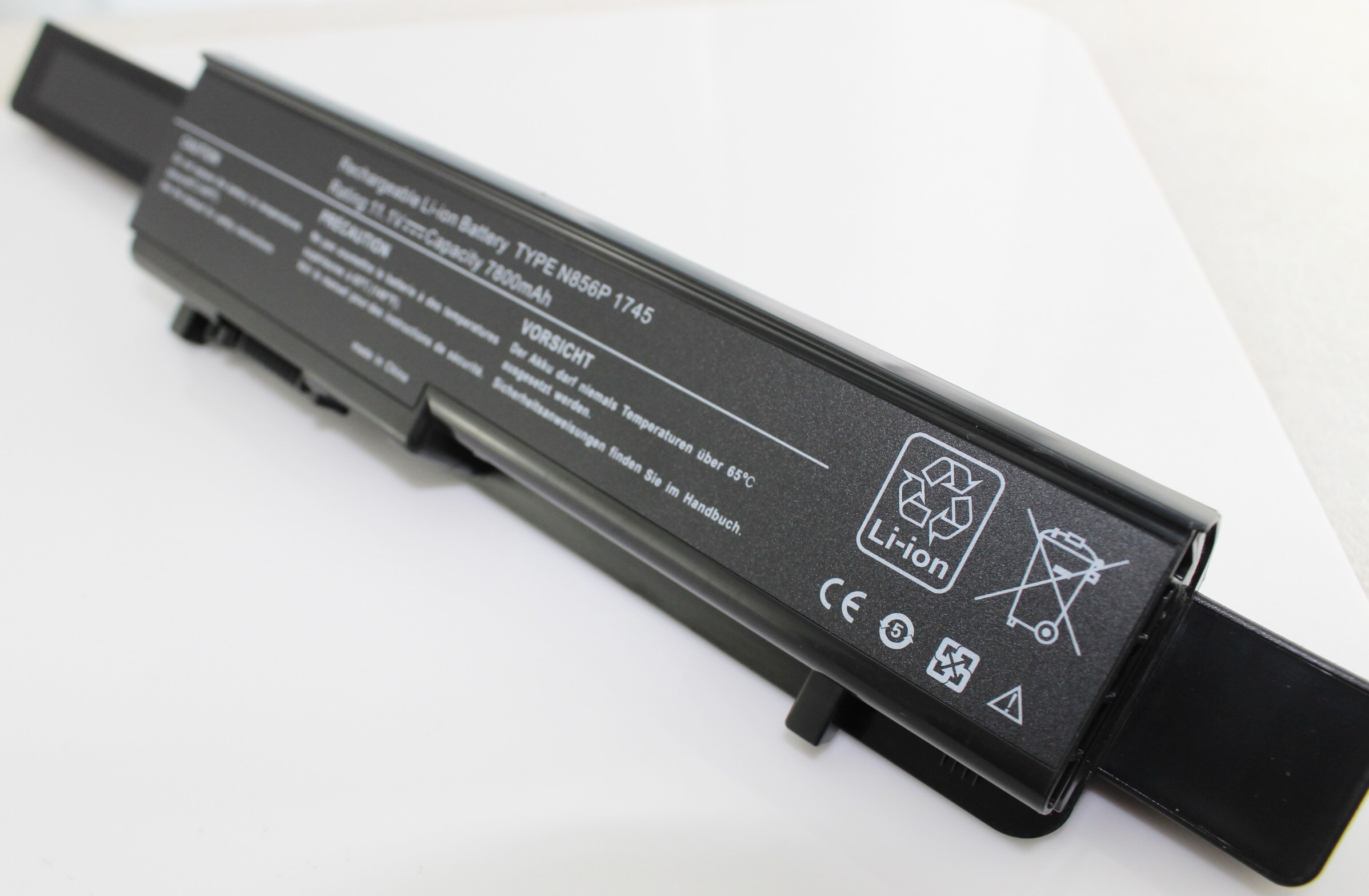 HUAHERO Battery for Dell Studio 17 1745 1747 1749 Laptop PC N856P M905P M909P N855P U150P U164P W080P Y067P 9 cell 11.1V 7800mAh