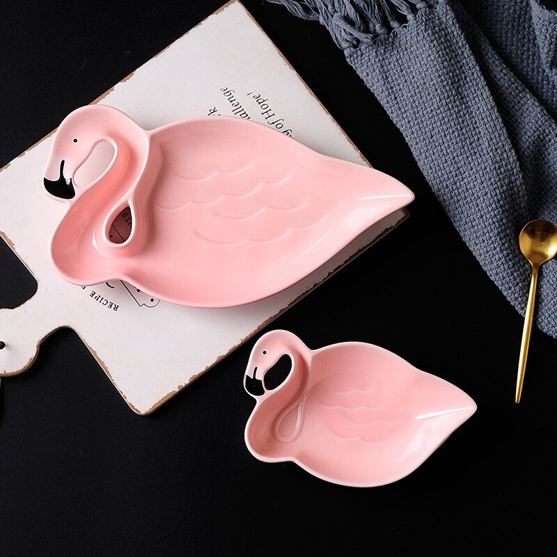Platos de cerámica con forma de flamenco, vajilla creativa en 3D para postre, plato de frutas, bol para ensalada, platillo de desayuno y té original, estilo occidental, 1 unidad
