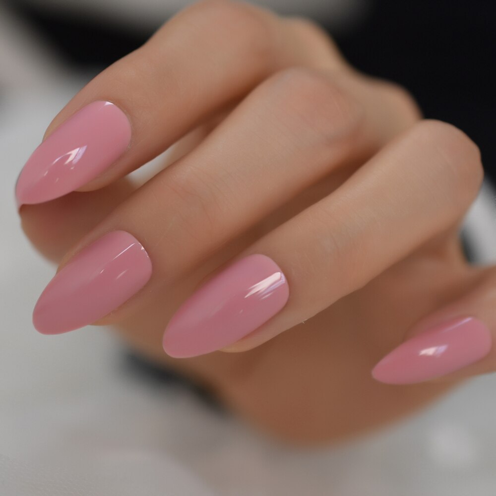 Uv-lichtbruine nagels, ovale gelnagels, kunstnagels, effen kleur, korte manicure, kunsttips, ovaal met kleeflipjes: L5551
