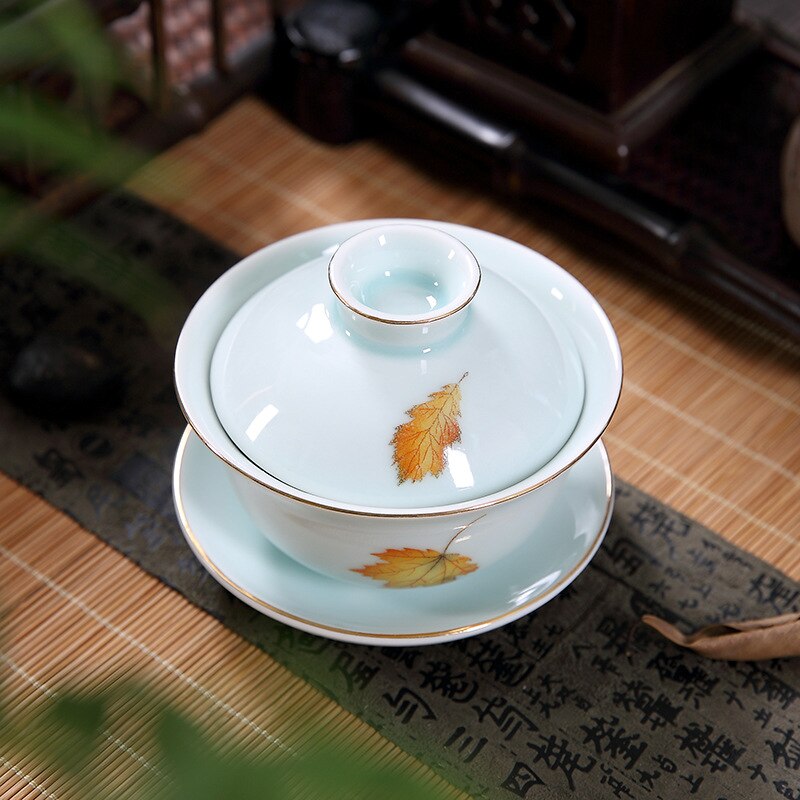 Op Verkoop Chinese Porselein Gaiwan Sancai Cup Kom Met Deksel Coaster Onder Glazuur Leaf Print Keramische Terrine 160Ml