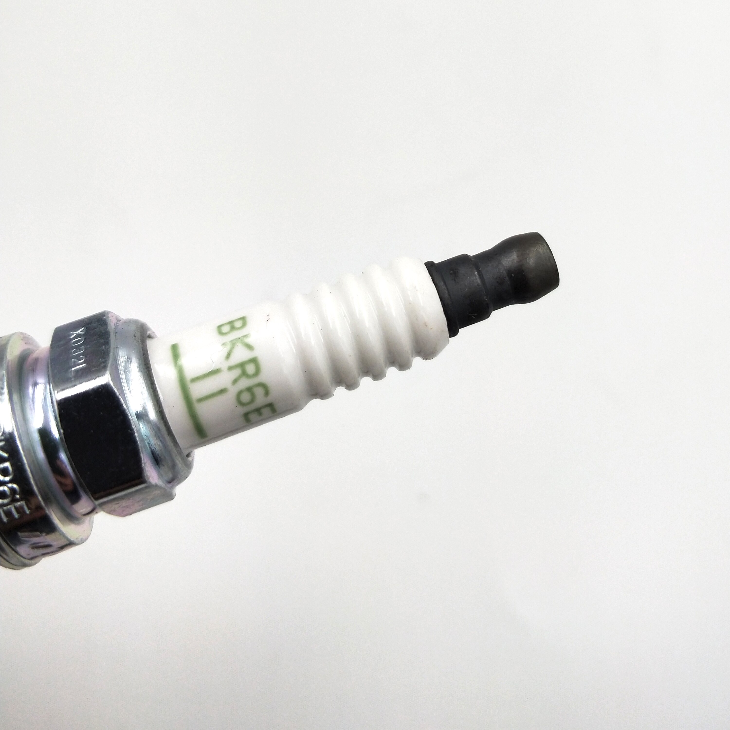 4 unids/lote bujías BKR6E-11 2756 BKR6E11