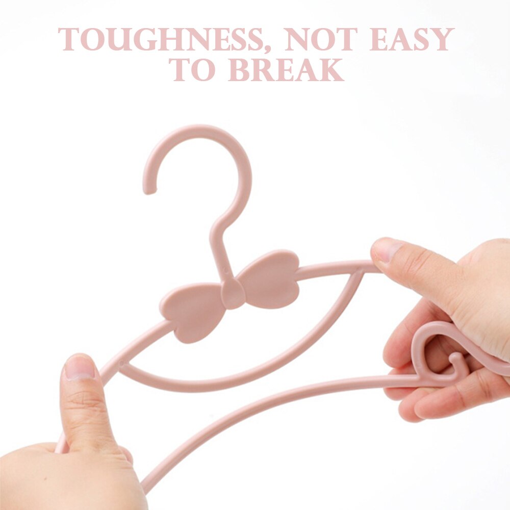 5pcs Kids Clothes Hanger Racks Portable Plastic Display Hangers Windproof Children Coats Hanger Baby Clothing Organizer