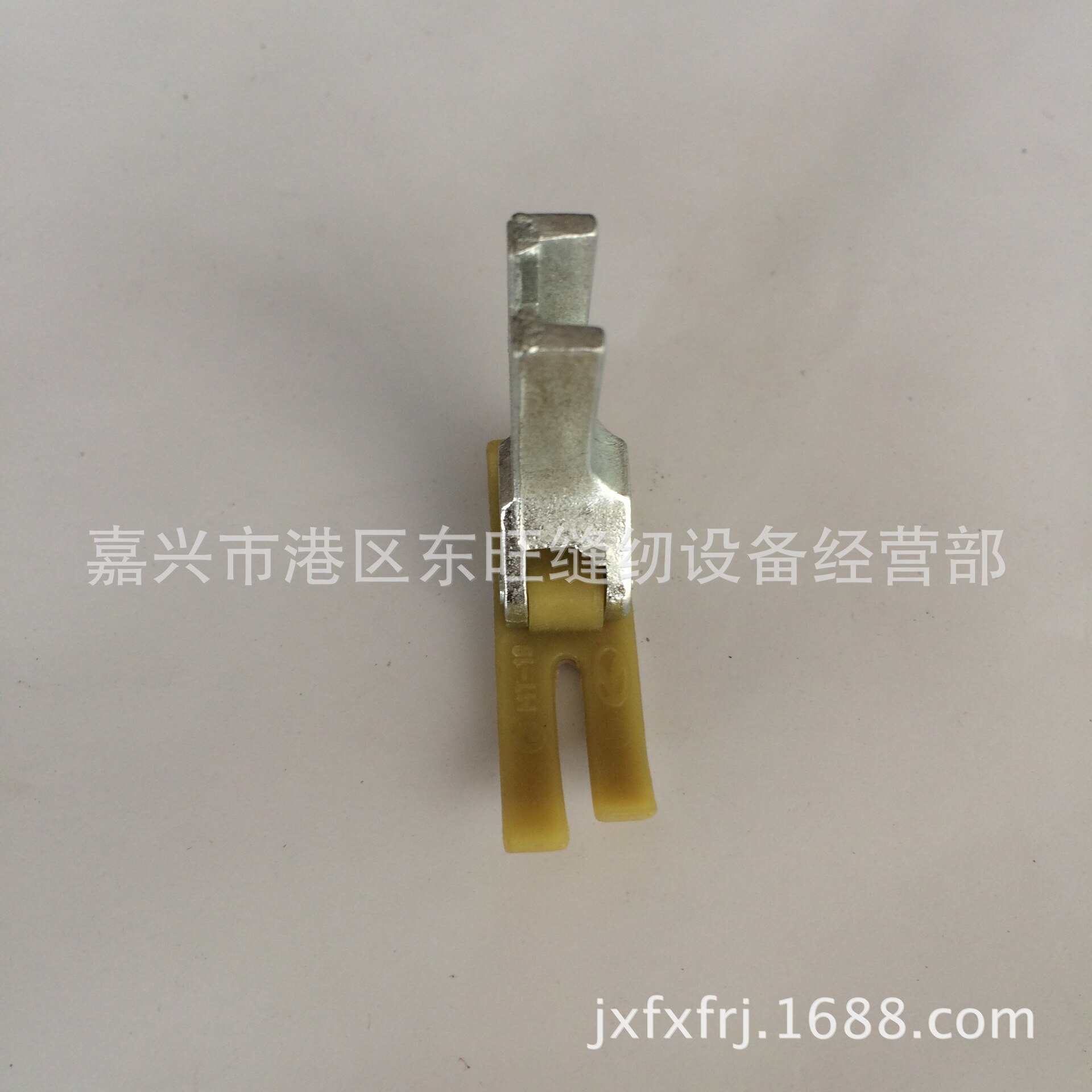 Presser foot pressure skin mt-18 Industrial Sewing Machine plastic presser foot flatcar Teflon presser foot sewing machine parts