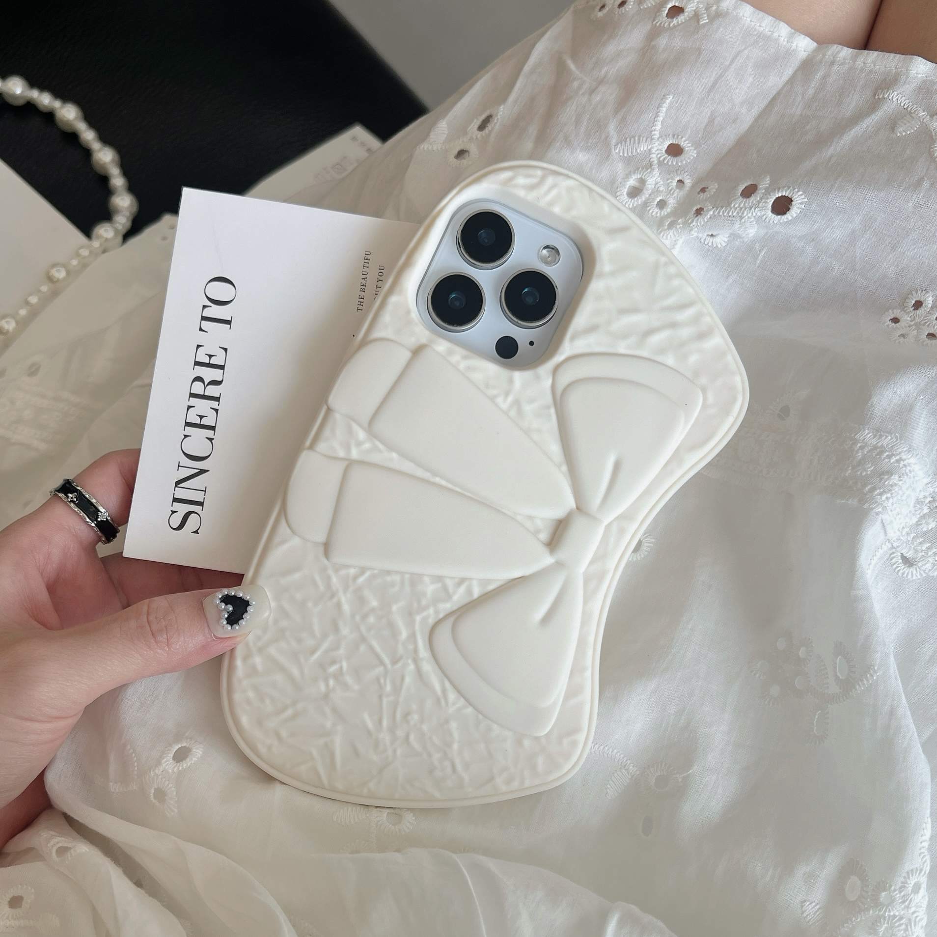 3D White Big Bowknot Soft Silicone Phone Case for iPhone 12/13/14/15/16 pro Max Protect Back Cover, Long Crossbody Pearl Lanyard