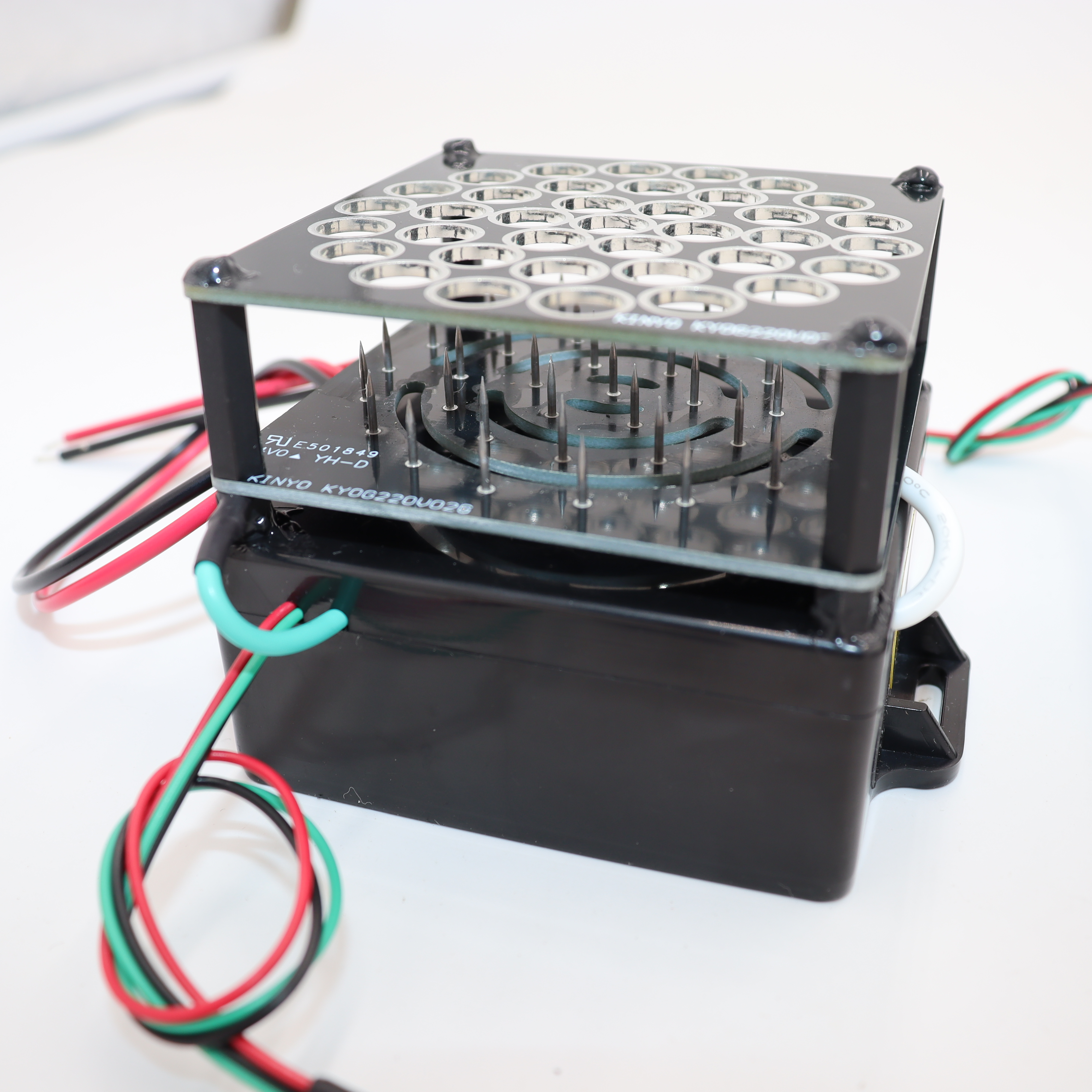 AC80V-260V Negatieve Ionisator Generator Ionisator Luchtreiniger Verwijderen Rookstof Luchtreinigers Negatieve Ion Anion Plasma Generator: Black