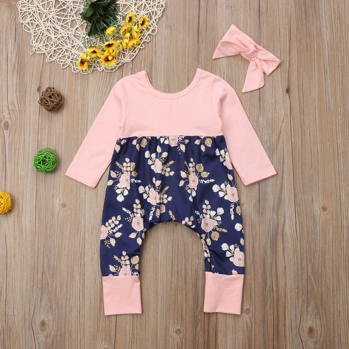 2018 marca nuovo infante Capretti Del bambino Delle Ragazze Dei Ragazzi di Autunno Del Pagliaccetto + fascia Del Fiore di Stampa A Maniche Lunghe in Cotone Tuta 2pz increspato Salopette Corta