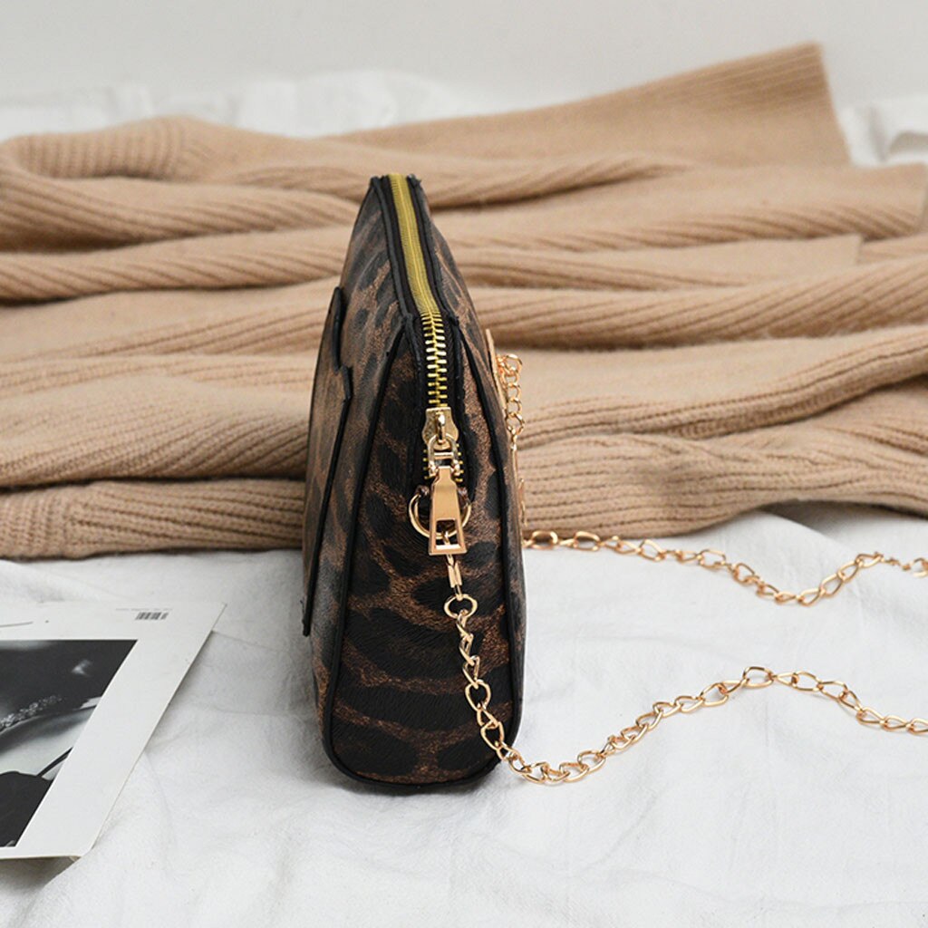 Bandolera con estampado de leopardo para mujer, bolso de mano con colgante de cervatillo, bandolera de concha,