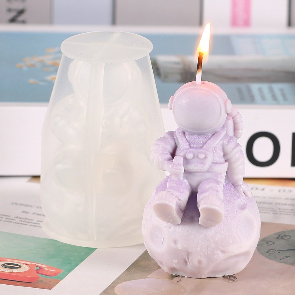 Stampo per candele a forma di astronauta 3D in silicone morbido facile da sformare stampi per il corpo umano lunare sapone resina cioccolato stampo per cubetti di ghiaccio decorazioni per la casa