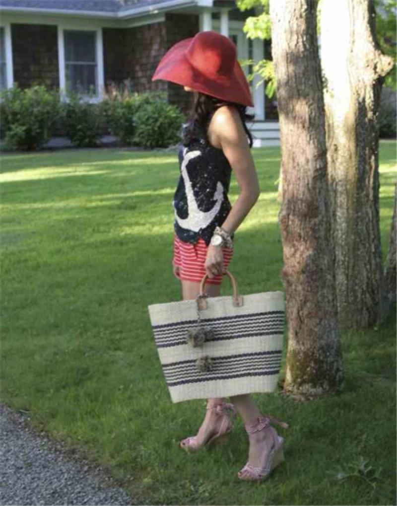 Handgefertigte, gewebte taschen für damen, boho-strohtasche mit streifen und pompons, sommer-strandtasche, xxl-einkaufstasche, wayuu-häkelarbeit