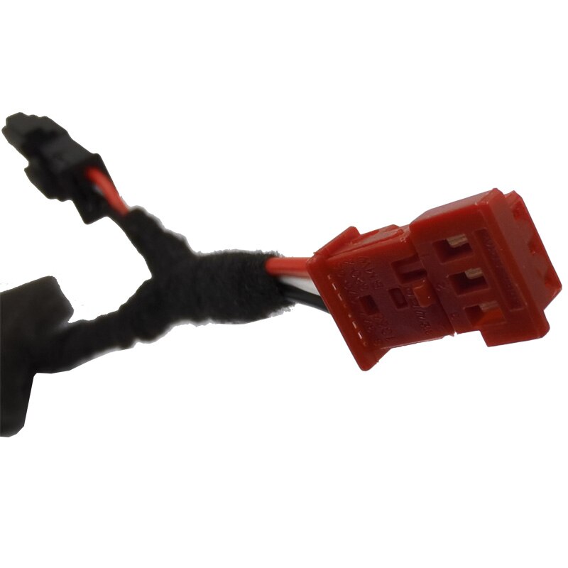 Power Cable Easy to install plug and play connect to the rain sensor or reading light of the original car