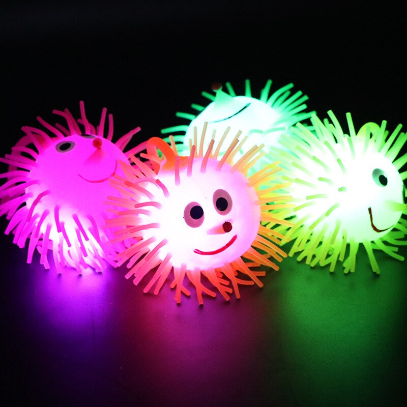 Boule de hérisson avec lumière clignotante lancer presser Massage hérissé jouet drôle enfants enfants jouet éclairer jouets faveurs de fête: 2