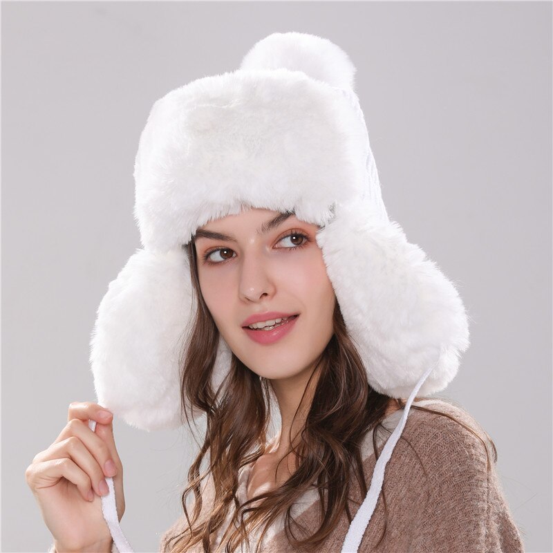 Xthree bomber hatte vinter damehue varm kitted hat med øreklap i imiteret pels trapper cap med pom pom: Hvid
