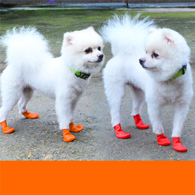4 stuks/partij waterdichte hondenschoenen voor chihuahua ballonvormige rubberen regenlaarzen draagbare hondenaccessoires buitenschoenen sokken