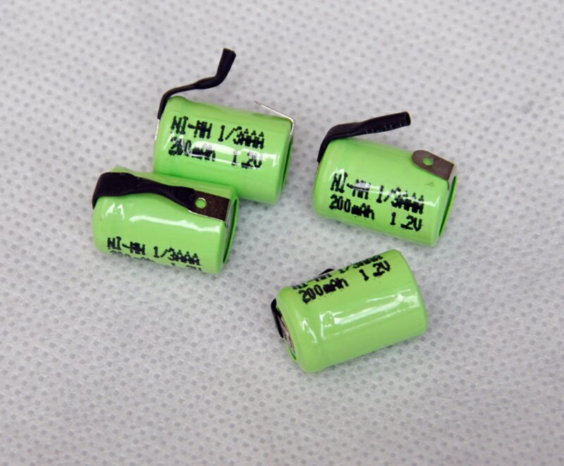 10 PCS/lot 1.2 V 1/3AAA 200 mAh Ni-Mh Nimh 1/3 AAA pile de batterie Rechargeable avec pieds de soudage broches de jambe onglet plat