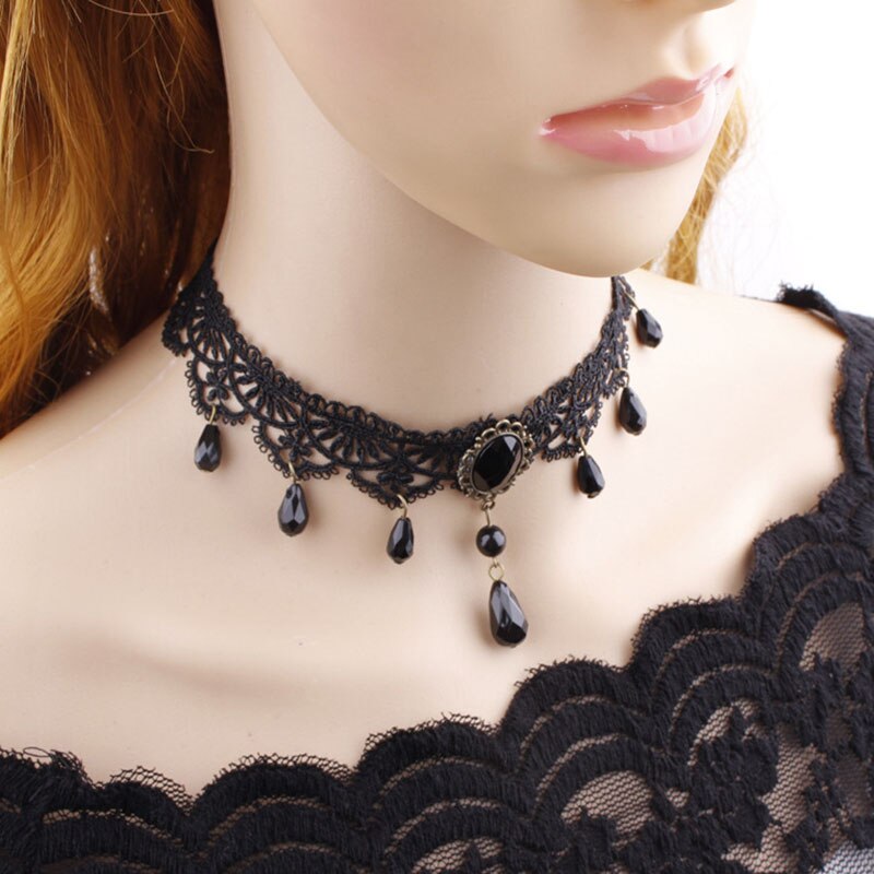 Retro Court Gothic Personality Multi-Layer Crystal Lace Necklace Clavicle Chain