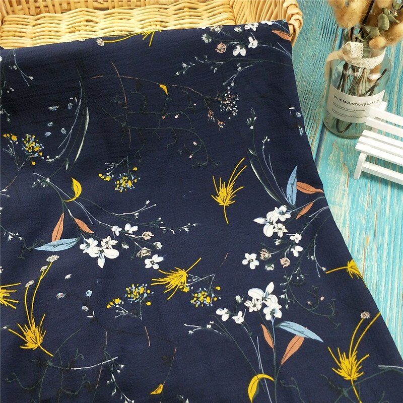 Blød hvid / gul / blå lille blomster stretch chiffon print tyl kvinders kjole skjorte, ved måleren: Kongeblå