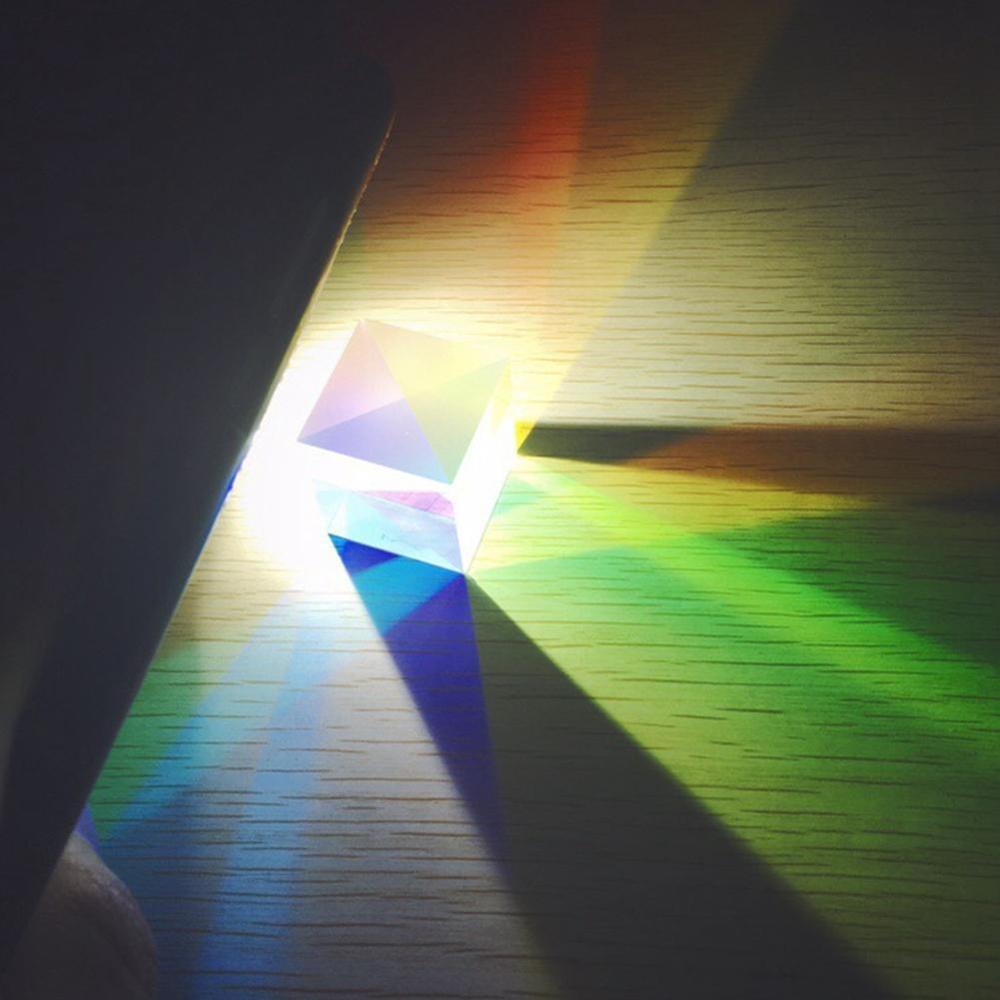 Dicroico di Vetro Ottico di colore X-cubo Quattro Lati di Vetro Lucido 5*5*5 millimetri K9 Arcobaleno Prisma laser Cubo di Esperimento per L'insegnamento P8T9