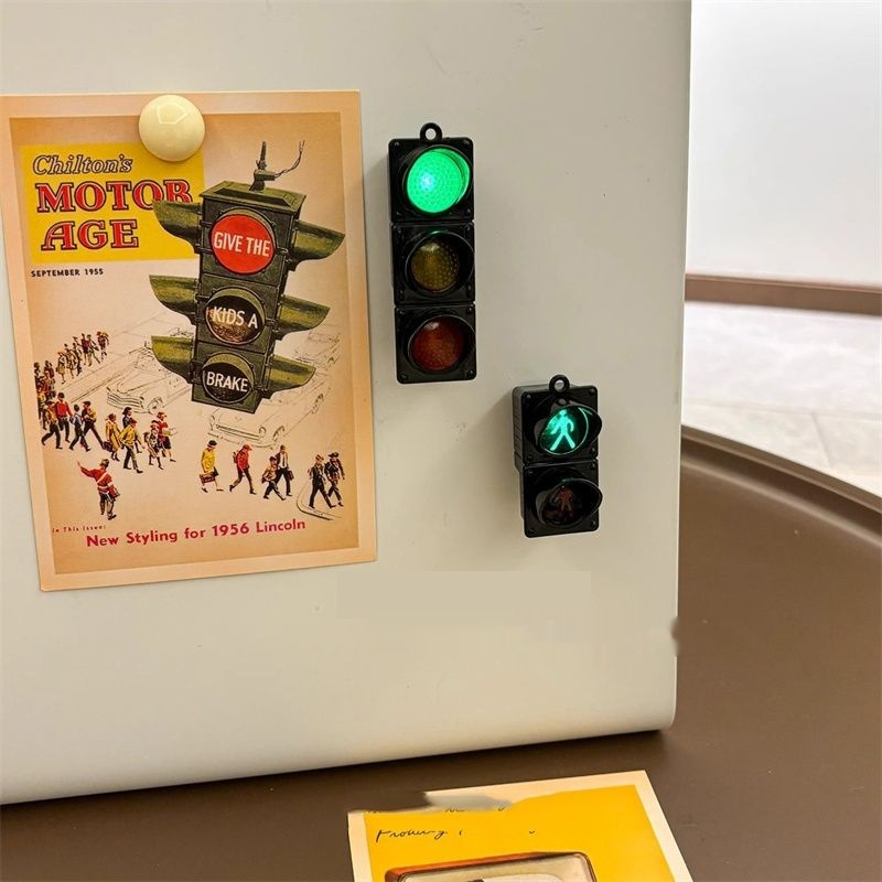 Imán de nevera con semáforo de simulación en miniatura, decoración creativa para el hogar, pegatina para puerta de refrigerador con función de iluminación