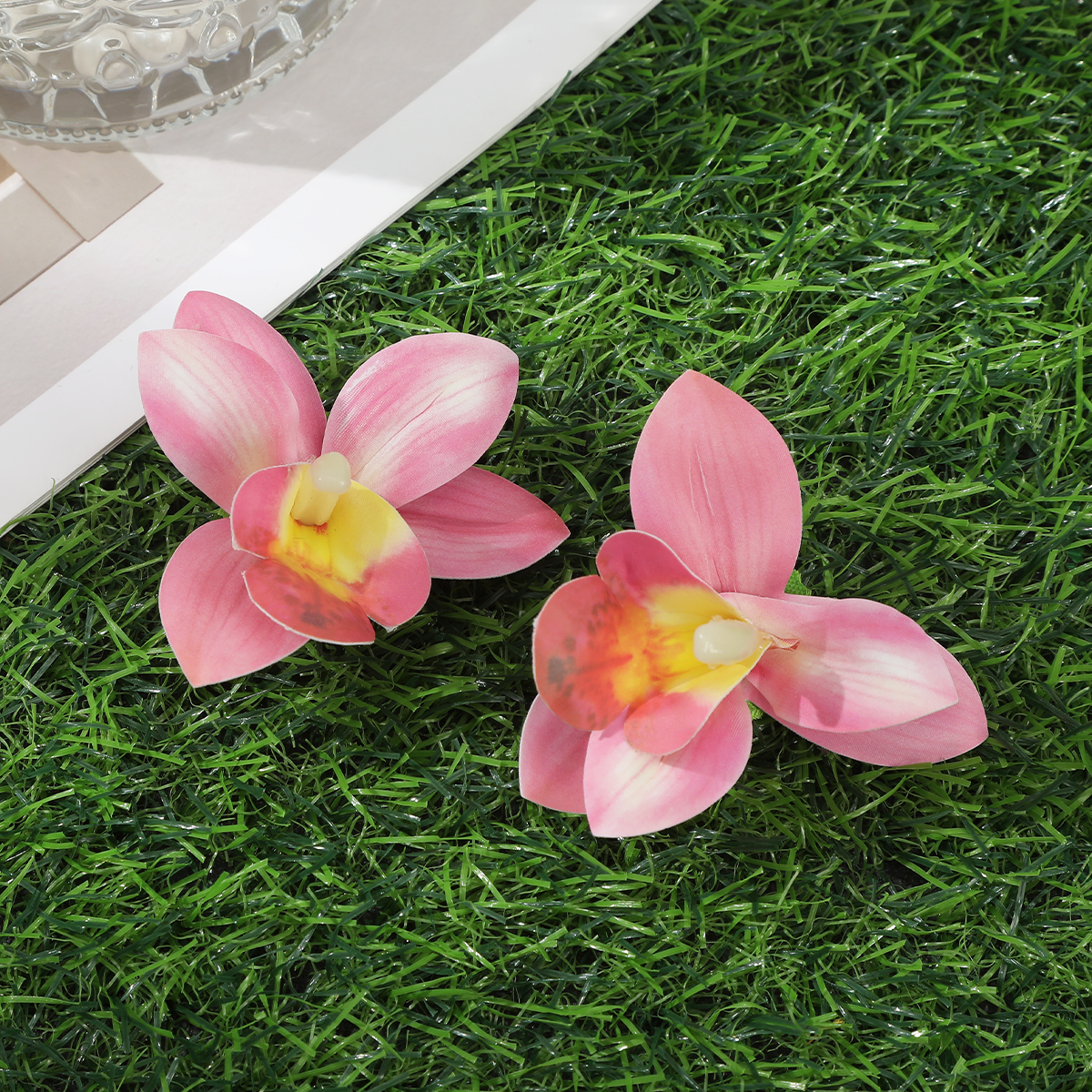 Horquillas de orquídeas simuladas, pinza para el pelo de flor blanca y rosa para mujer, horquilla para foto de playa de viaje de verano, Clip LATERAL, tocados de