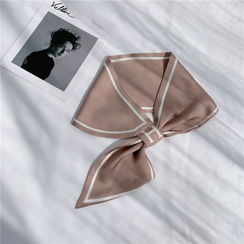 8 Kleuren Selecteren Vrouwen Effen Kleur Haar Sjaal Mode Haar Banden Gestreepte Sjaals Lady Decoratie Zijde Hoofddeksels Banden: Solid Color-Khaki