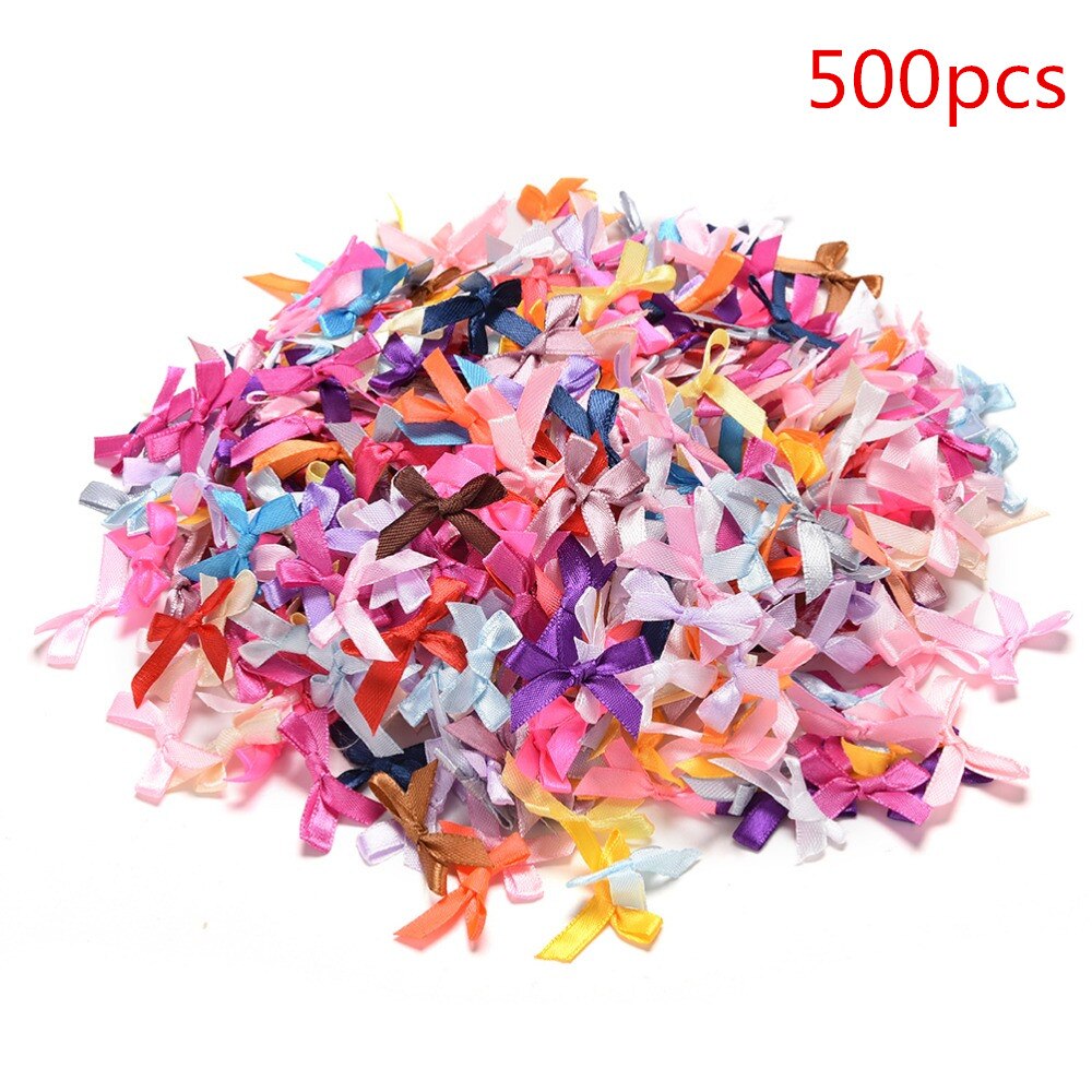 AOZUO 100 stuks kleine strikken om te knutselen, mini rood satijnen lint strikken bloemen applicaties doe-het-zelf ambachtelijke voorgebonden wikkelstrik voor naaien scrapbooking huwelijkscadeau AOZUO 100 stuks kleine strikken om te knutselen, mini rood satijnen lint strikken bloemen applicaties doe-het-zelf ambachtelijke voorgebonden wikkelstrik voor naaien scrapbooking huwelijkscadeau
