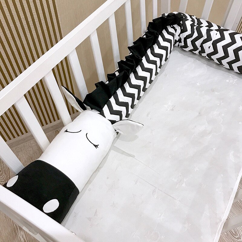 Baby crib bumper cot protector 3D cartoon animal head guard bumper nursery bedding bumper protection for crib black-white zebra