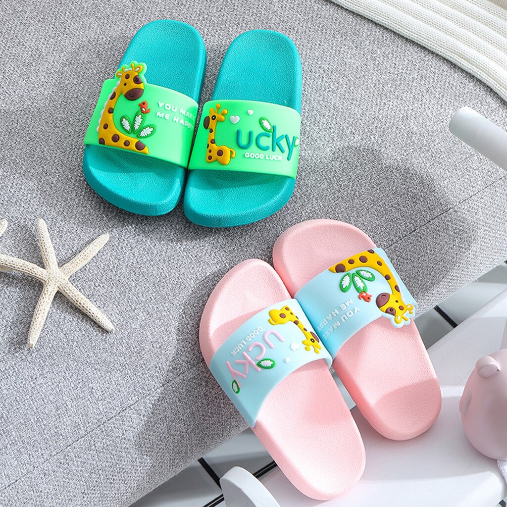 Pantoufles d'été Parent-enfant girafe chaussures maison antidérapant piscine pantoufles en plein air dessin animé imprimé sandales décontractées chaussures plates