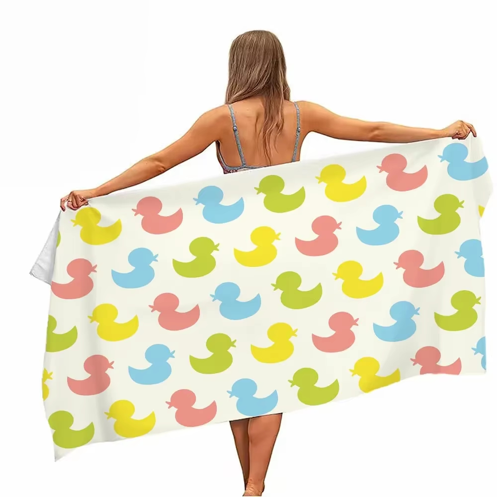 Extra grote, sneldrogende microvezel strandhanddoek met chic eendendesign - superabsorberend, lichtgewicht en stijlvol