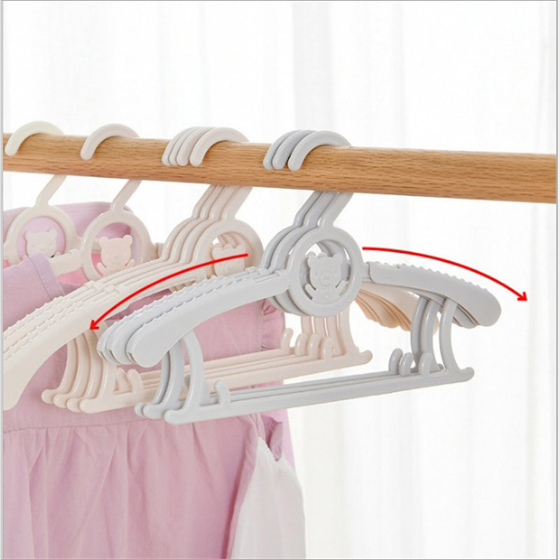 Durable Baby Clothes Hangers Telescopic Clothes Cute Cartoon Children's Hangers Kid Clothes Racks Baby Plastic Hanger