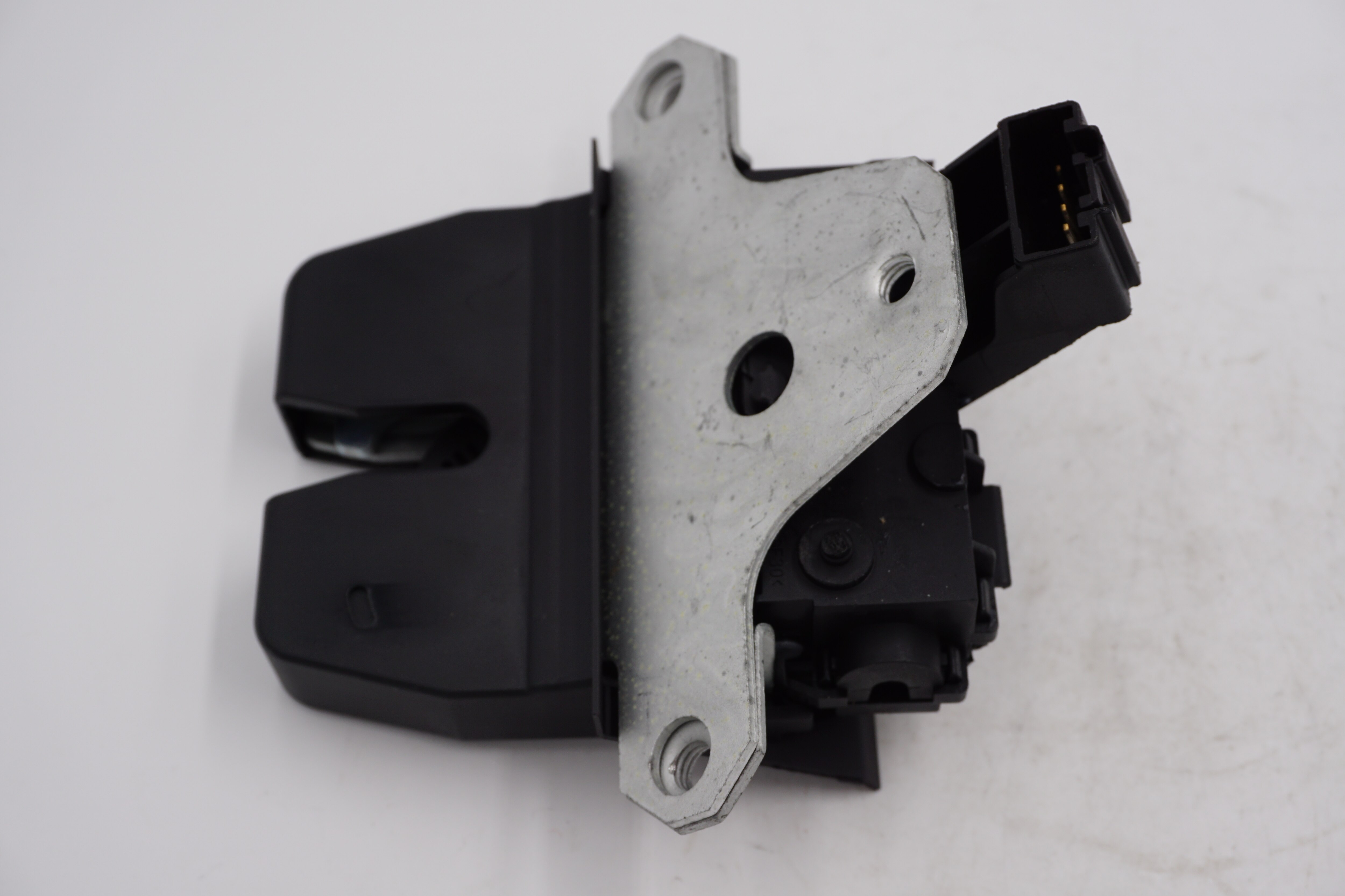 Tailgate Trunk Lock Latch For Ford Kuga MK1/Mondeo MK4/Galaxy MK2/Focus MK2 & MK3 1920840 1856670 8M51 R442A66DC