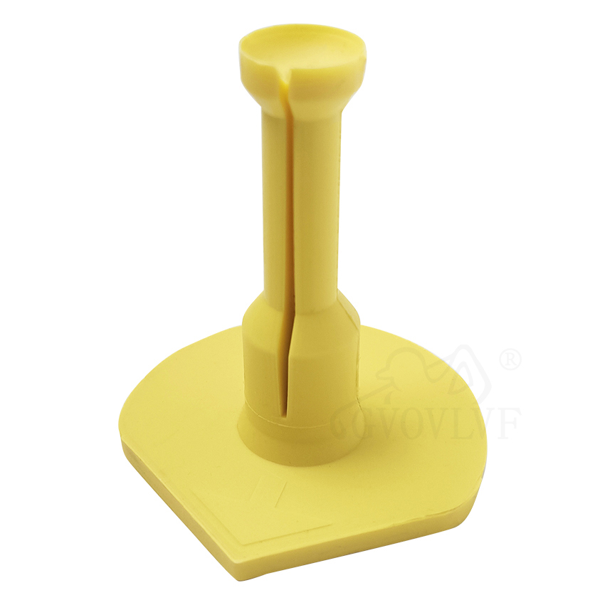 Tees de golf en caoutchouc pour l'entraînement, excellent effet, utilisés avec les tapis de golf et les filets de golf, adaptés à l'intérieur, à l'extérieur, à l'arrière-cour, à la maison: Rouge