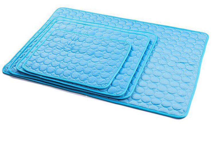 Esteras refrigerantes para mascotas, manta de cama de perro, sofá, esterilla enfriadora portátil para dormir, tapete de seda de hielo para perros y gatos: Azul / 60x50cm