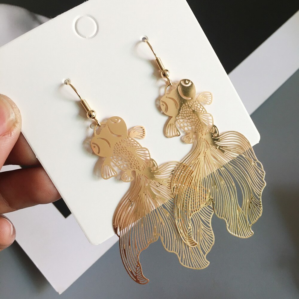 Pendientes Koi de para mujer, aretes metálicos huecos exagerados, pendientes de pez dorado, pendientes geométricos, joyería, pendientes de pez