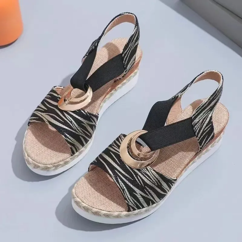 Sandales à l'offre elles compensées pour femmes, chaussures de gladiateur, confortables, décontractées, temporelles, talons hauts, été 2024