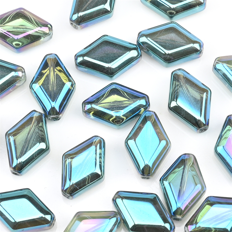 Perline bicono in vetro ceco da 15 mm Perline di cristallo rombico di colore elettrolitico Fatte a mano Artigianato fai da te Anelli pendenti Accessori: Viola