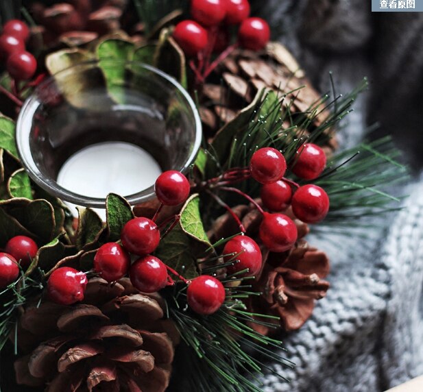 Handmade Christmas Candle Holders Red Berries Pine Cones Festival Party Tabletop Decor Candle-Holder Winter Table Centerpiece