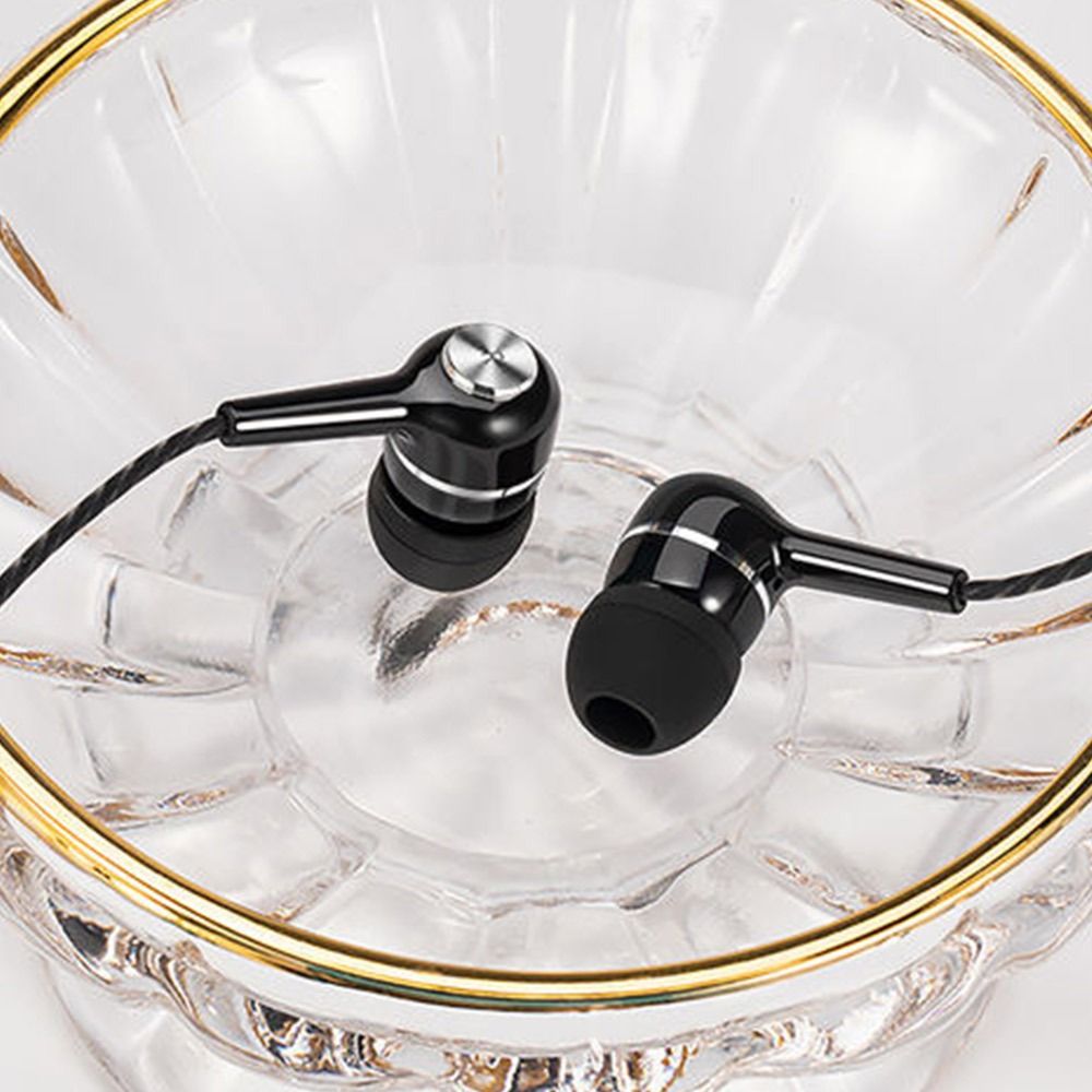 Stereo In-Ear Earphone Earpiece With Microphone 3.5mm Earbuds Universal Portable Wired Headphone For Apple/Android/