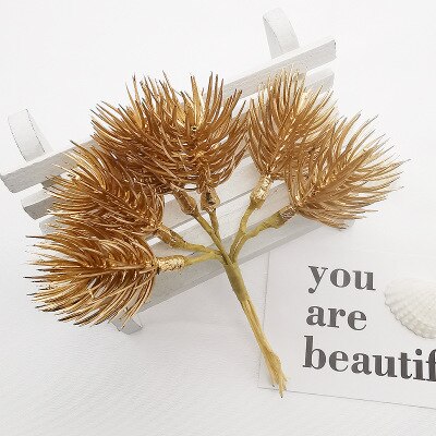 6 stks/partij 12cm Hoge Kunstmatige dennennaalden Gold sliver Kerst kunstbloemen voor Bruiloft Krans DIY Kerst Decoratie: Goud