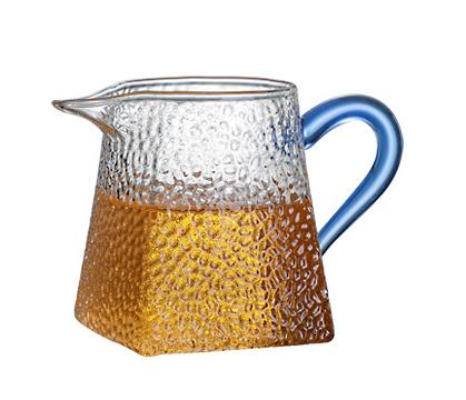 Varmebestandig hammer teture glas te kande firkantet bund te kop mælk glas kande kaffekande vandkande: Blå håndtag